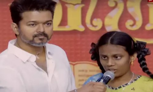 தமிழ்நாட்டின் தளபதி… கல்விக்கு கண் கொடுத்த நிகழ்கால காமராஜர்… நடிகர் விஜயை புகழ்ந்து தள்ளிய பார்வையற்ற மாணவி…!!!