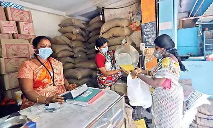 அனைத்து ரேஷன் கடைகளுக்கு ஜூலை 20-ம் தேதி விடுமுறை…. தமிழக அரசு அறிவிப்பு…!!!