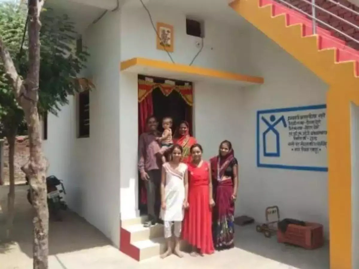 PMAY திட்டத்தில் யாருக்கெல்லாம் வீடு…? எப்படி விண்ணப்பிப்பது…? முழு விவரம் இதோ…!!