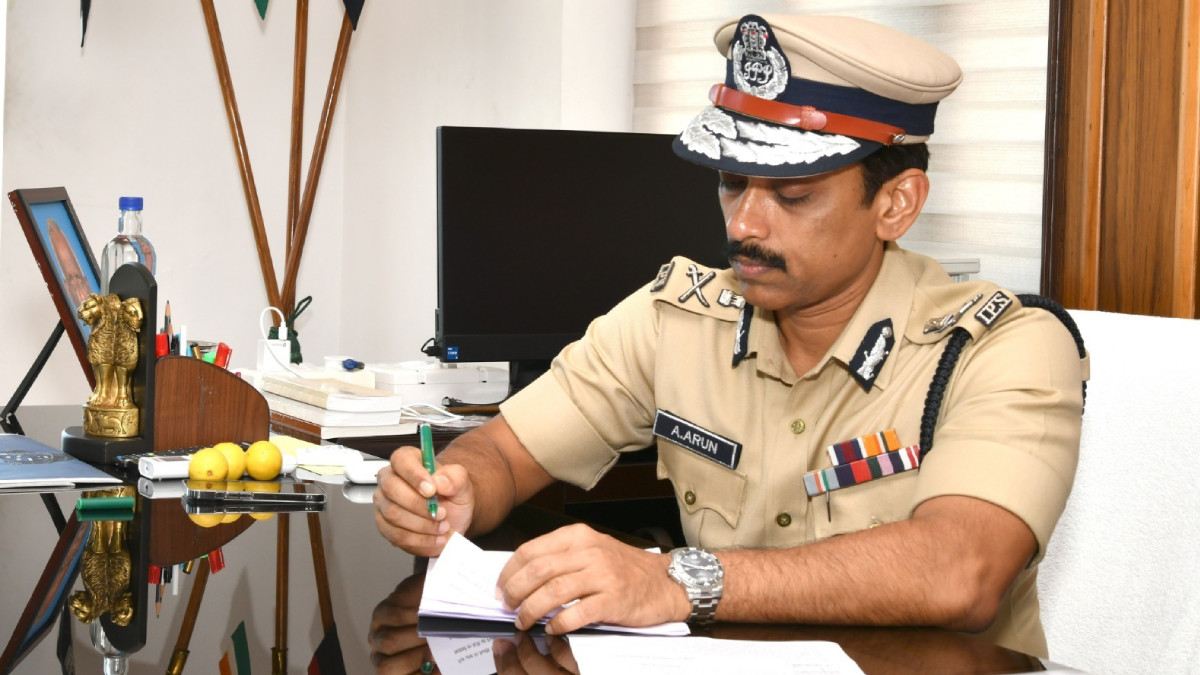 #BREAKING: “ரவுடிகளுக்கு புரியும் மொழியில் நடவடிக்கை” -சென்னையின் புதிய காவல் ஆணையர்…!!