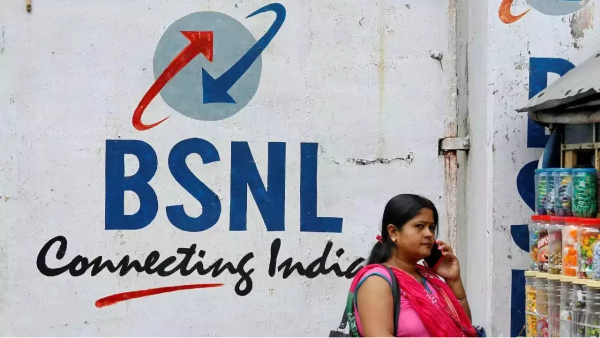 ரீசார்ஜ் கட்டணத்தை குறைத்த பிஎஸ்என்எல்…. வாடிக்கையாளர்களுக்கு சூப்பர் குட் நியூஸ்…!!!
