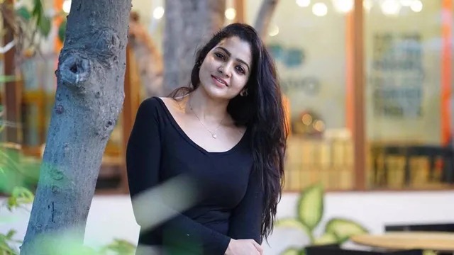 விடை தெரியாமலேயே போன சித்ராவின் இறப்பு…. வருந்தும் ரசிகர்கள்…!!