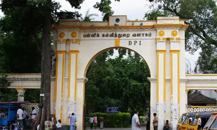 தமிழகம் முழுவதும் அரசு பள்ளி கட்டிடங்கள் 100% உறுதியாக உள்ளதா….? பறந்தது முக்கிய உத்தரவு….!!