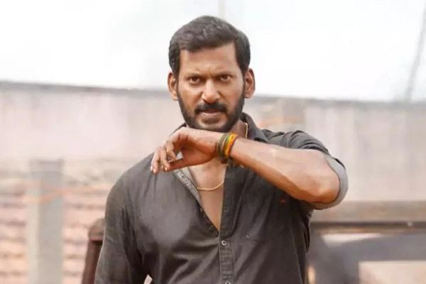முதல்ல பெண்களுக்கு தைரியம் வேணும்…. அவனை செருப்பாலேயே அடிங்க…. நடிகர் விஷால்….!!!