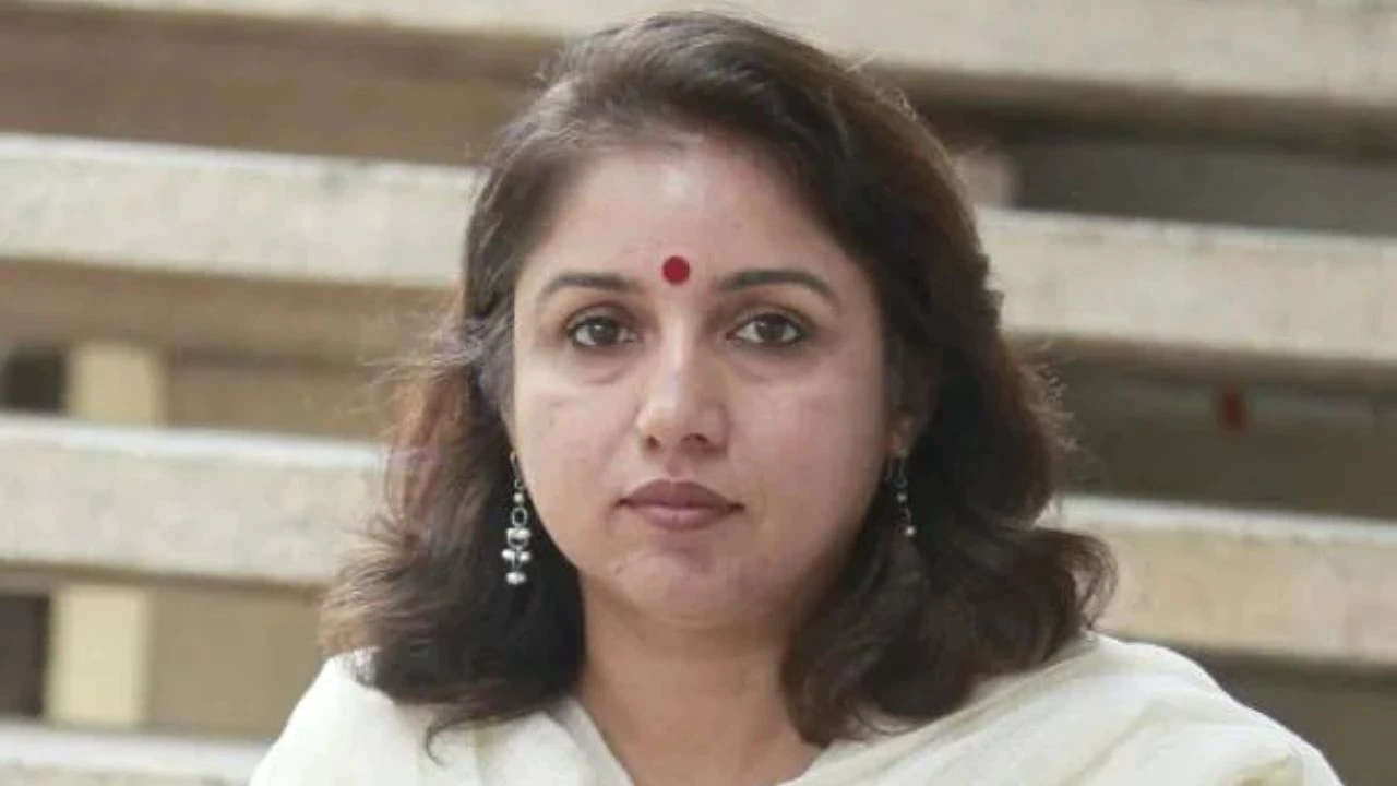 “பாலியல் அத்துமீறல்கள்”… பெண்களை அச்சுறுத்தும் அந்த விஷயம்…. நடிகை ரேவதி கடும் கண்டனம்…!!