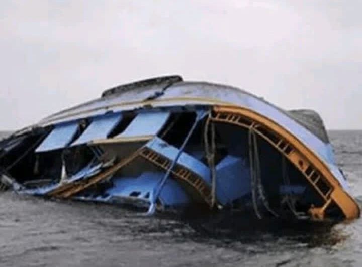 BREAKING: நைஜீரியாவில் படகு கவிழ்ந்து பெரும் விபத்து… 64 விவசாயிகள் பரிதாப பலி…!!!