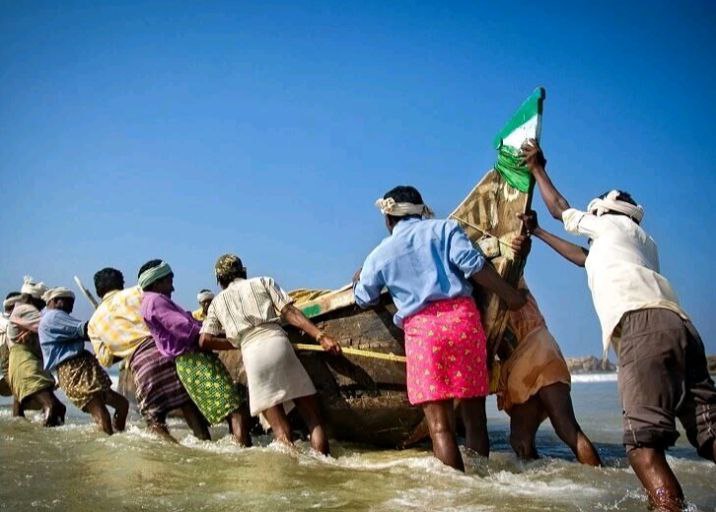 தமிழக மீனவர்களுக்கு ‌ரூ.5 கோடி அபராதம்…. இலங்கை கோர்ட் உத்தரவு…!!