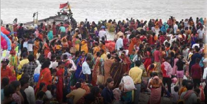 Breaking: பண்டிகை தினத்தில் துயரம்… கங்கை நீரில் மூழ்கி 37 குழந்தைகள் உட்பட 46 பேர் உயிரிழப்பு…. பீகாரில் பரபரப்பு..!!!