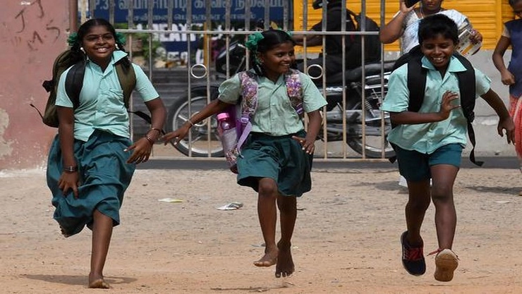 தமிழகம் முழுவதும் நாளை அனைத்துப் பள்ளிகளுக்கும் விடுமுறை… அரசு அறிவிப்பு….!!