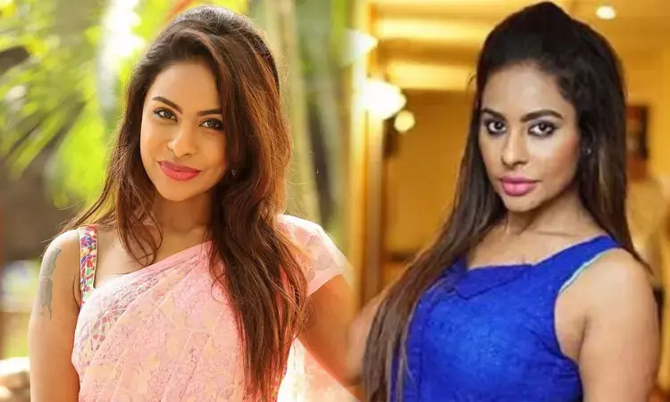 “அந்த நரிகளுக்கு உடலை…” நடிகை ஶ்ரீ ரெட்டியின் சமூக வலைதள பதிவு வைரல்..!!