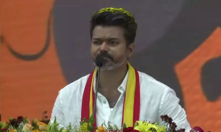 “உங்க விஜய்… டன் டன் டன்… உங்க விஜய்” விஜய் – யின் மாஸ் ஸ்பீச் பாடலாக வெளியீடு…. இணையத்தில் வீடியோ வைரல்…!!