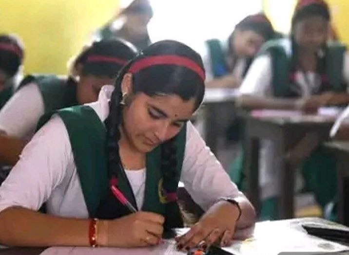 தமிழகம் முழுவதும் தனியார் பள்ளிகளுக்கு பறந்த முக்கிய உத்தரவு… பள்ளிக்கல்வித்துறை கடும் எச்சரிக்கை…!!