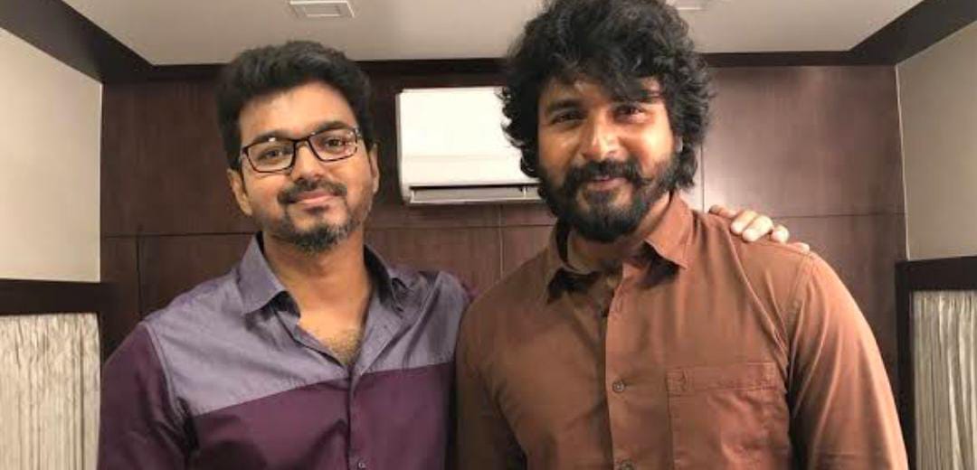 விஜய் கொடுத்த விலை உயர்ந்த பரிசு…. மகிழ்ச்சியில் சிவகார்த்திகேயன்… வைரலான வீடியோ…!!