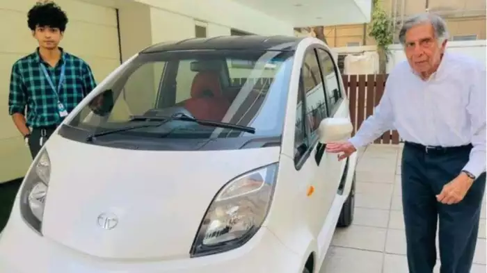 ரத்தன் டாடா கண்ட அந்த காட்சி” மனம் நொந்து போனதால்” உதயம் ஆனது …“டாடா நேனோ” இப்படித்தான் உருவானது…!!!