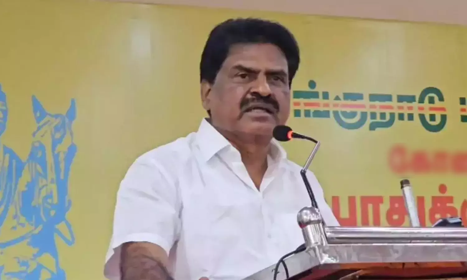 ரொம்ப சுயநலம்… சில அரசியல் கட்சி தலைவர்கள் இப்படித்தான் இருக்காங்க… ஈஸ்வரன் கடும் விமர்சனம்..!