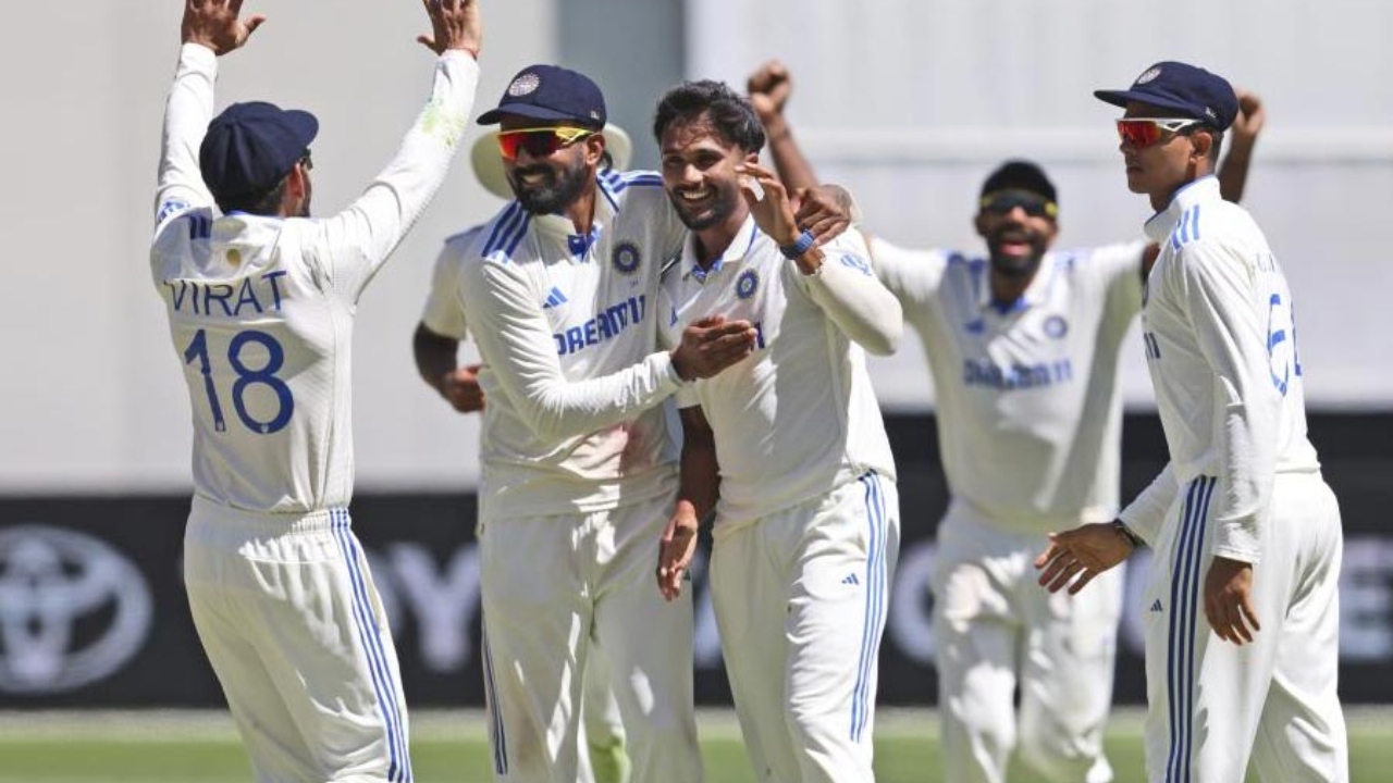 BREAKING: 295 ரன்கள் வித்தியாசத்தில் இந்தியா அபார வெற்றி…. ஆஸ்திரேலிய அணியை வீழ்த்தி சாதனை….!!