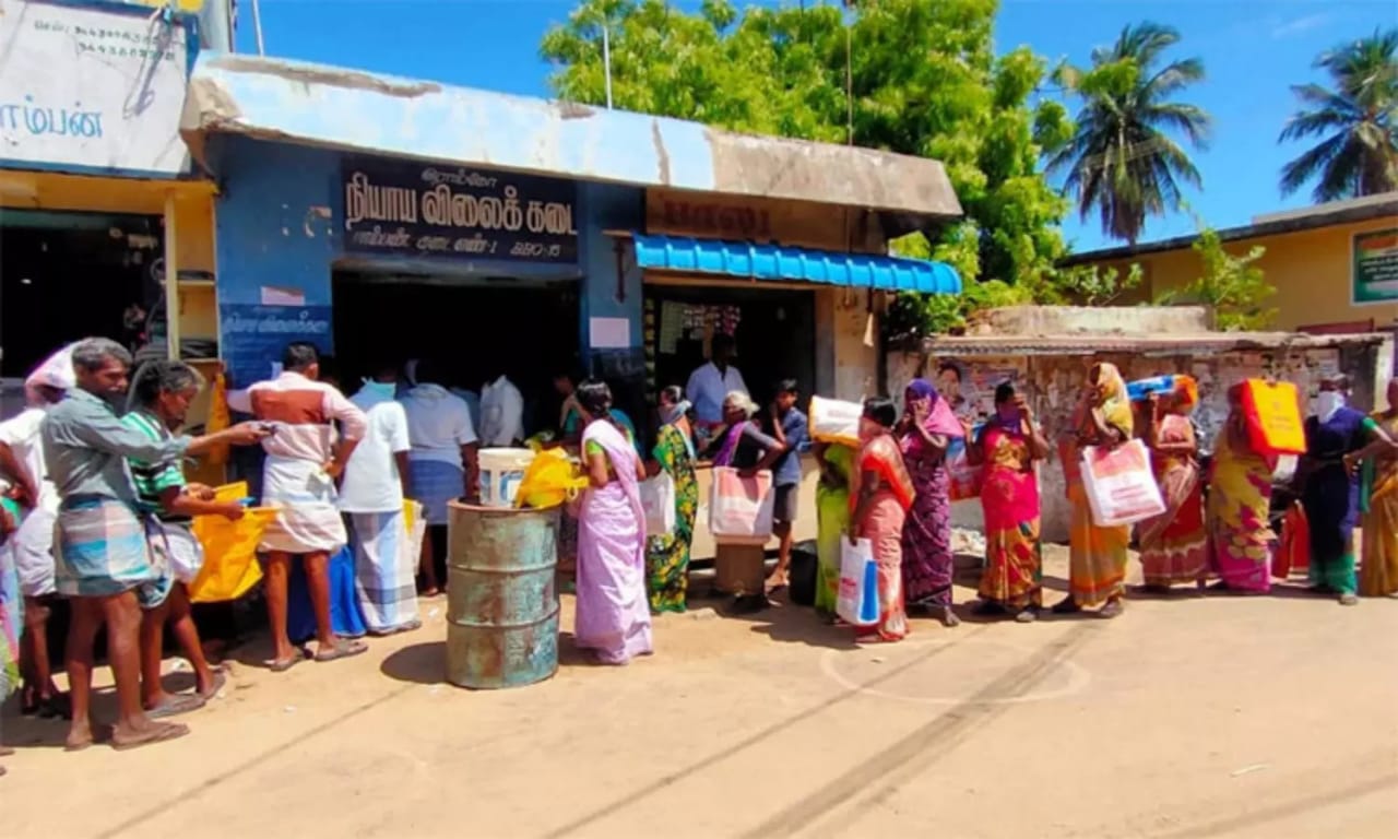 தமிழகத்தில் நவ.13 முதல் ஸ்டிரைக்… 3 நாட்களுக்கு ரேஷன் கடைகள் இயங்காது… வெளியான அதிர்ச்சி அறிவிப்பு..!!!