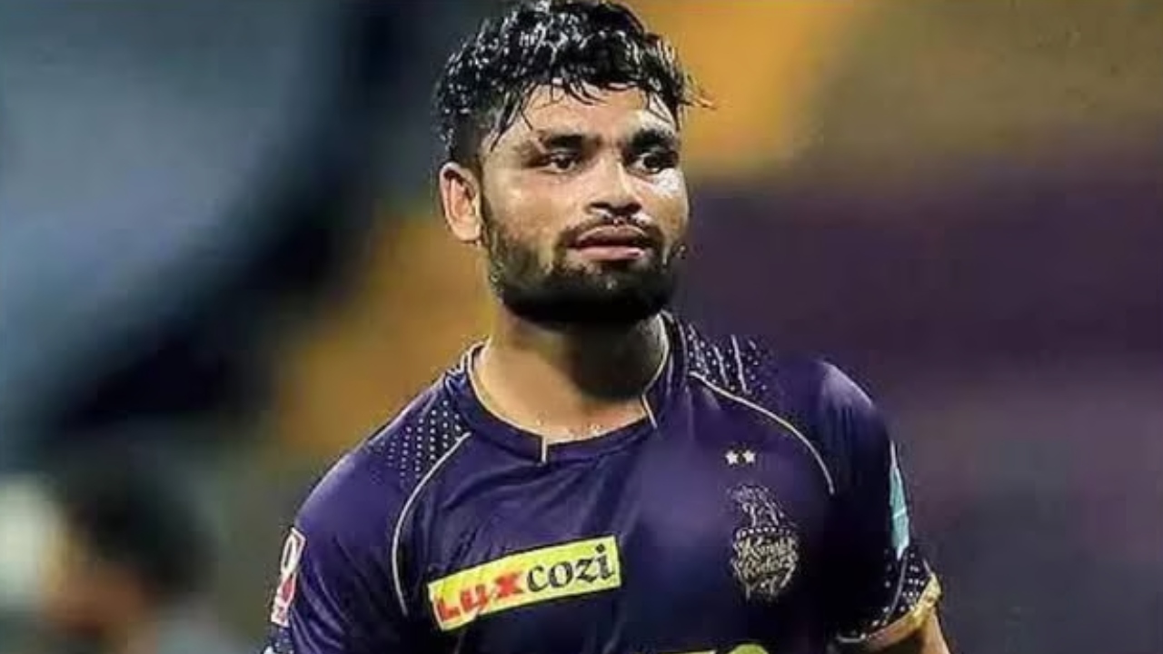 பெரும் தொகைக்கு ஏலம் எடுத்து ரிங்கு சிங்கை தக்க வைத்த KKR அணி… திறமைக்கு கிடைத்த பரிசு…!!