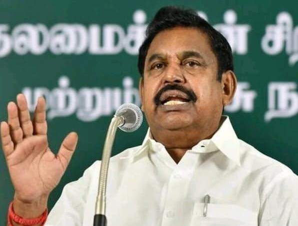 அவ்ளோ பெரிய பல்கலைக்கழகத்தில் சிசிடிவி கூட வேலை செய்யலையா..? இதெல்லாம் நம்பற மாதிரியா இருக்கு… இபிஎஸ் கேள்வி..!!