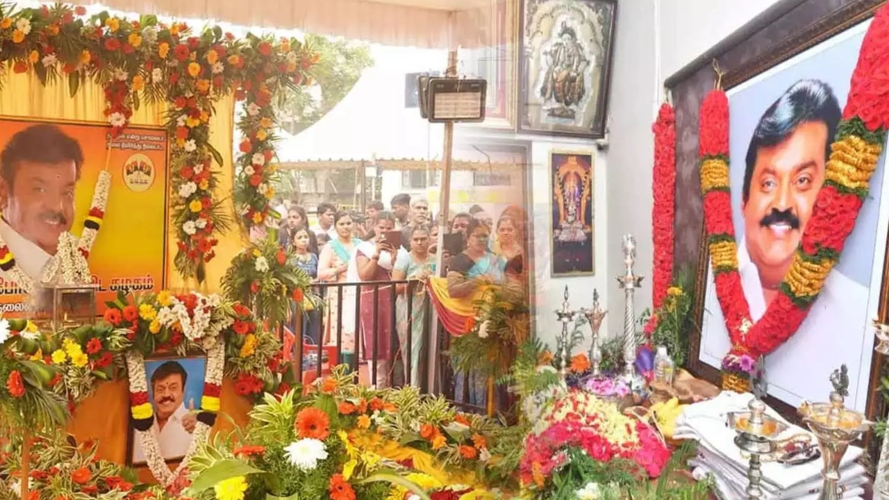 FLASH: கேப்டன் விஜயகாந்த் நினைவு தினம்…. பேரணிக்கு அனுமதி தர மறுத்த காவல்துறை…. அதிருப்தியில் தேமுதிகவினர்…!!