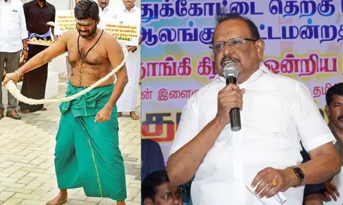 அண்ணாமலை ஏதோ தப்பு பண்ணி இருக்காரு… அதான் பாவ விமோசனம் தேட சாட்டையால் அடித்துக் கொண்டார்… அமைச்சர் ரகுபதி..!!