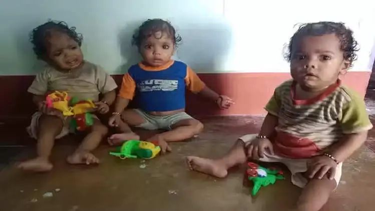 ஐயோ இப்படி பண்ணிட்டியேம்மா…. 3ம் பிஞ்சு குழந்தைகள்…. கதறி துடிக்கும் மாமனார் – மாமியார்….!!