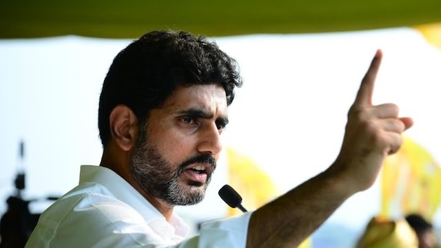 நாட்டில் முதல் முறையாக whatsapp மூலமாக… ஆந்திர அரசின் அசத்தல் திட்டம்… வேற லெவல்..!!!