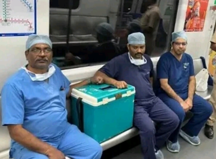 மெட்ரோ ரயிலில் பாதுகாப்பாக கொண்டு செல்லப்பட்ட இதயம்… 13 கிமீ தூரத்தை 13 நிமிஷத்தில் கடந்து அசத்தல்…!!!