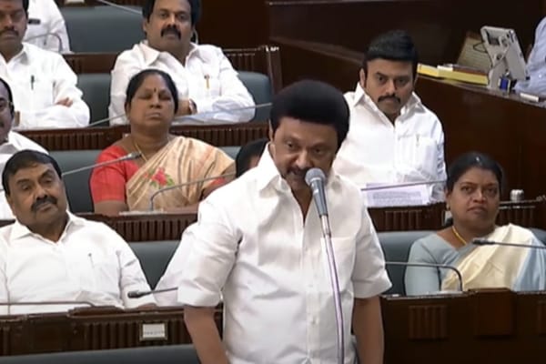 சட்டசபையில் அதிமுகவினருக்கு ஆதரவாக குரல் கொடுத்த மு.க ஸ்டாலின்… சபாநாயகரிடம் முக்கிய கோரிக்கை..!!