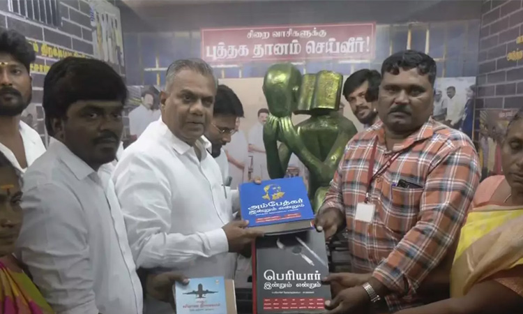 சென்னை புத்தக கண்காட்சி… சம்பவம் செய்த தவெக… நேரில் சென்ற புஸ்ஸி ஆனந்த்… ஏன் தெரியுமா..?