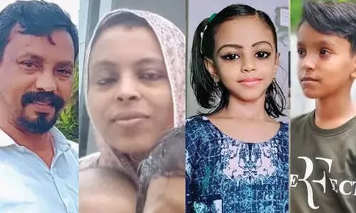 ஆற்றின் அருகே விளையாடிய குழந்தைகள்… பதறிப்போய் ஓடிய பெற்றோர்… ஒரே குடும்பத்தை சேர்ந்தவர்கள் சடலமாக மீட்பு… கதறும் உறவினர்கள்..!!