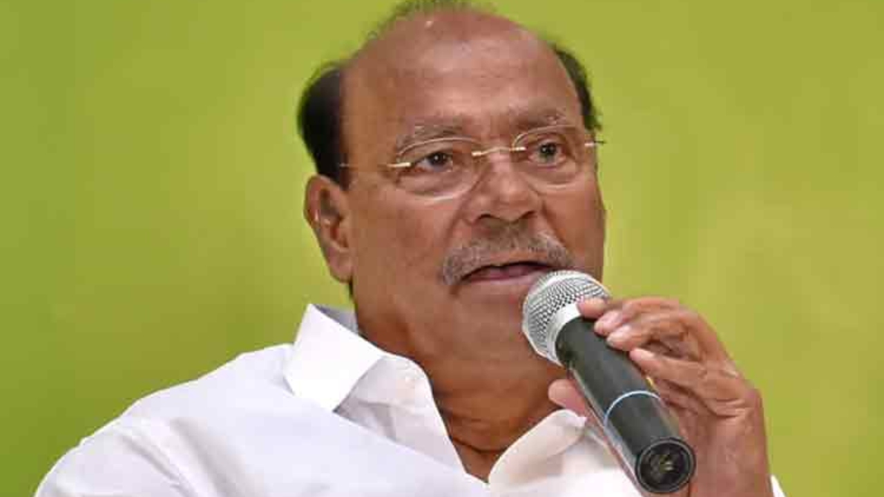 60 லட்சம் பேர் காத்திருக்காங்க… இளைஞர்களின் கனவு எப்படி நனவாகும்….? பாமக நிறுவனர் ராமதாஸ் வேண்டுகோள்….!!