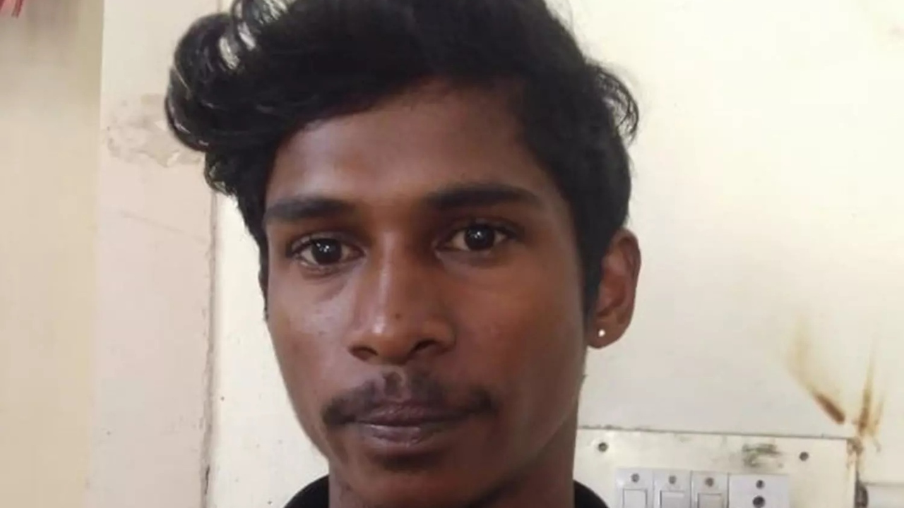 தாயை தொந்தரவு செய்த மகன்…. நள்ளிரவில் தந்தை செய்த காரியம்…. பரபரப்பு சம்பவம்….!!