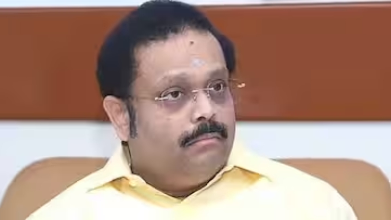 பரபரப்பு….! திமுக எம்.பி கதிர் ஆனந்த் வீட்டில் தொடங்கிய சோதனை…. ஆக்ஷனில் இறங்கிய அதிகாரிகள்….!!