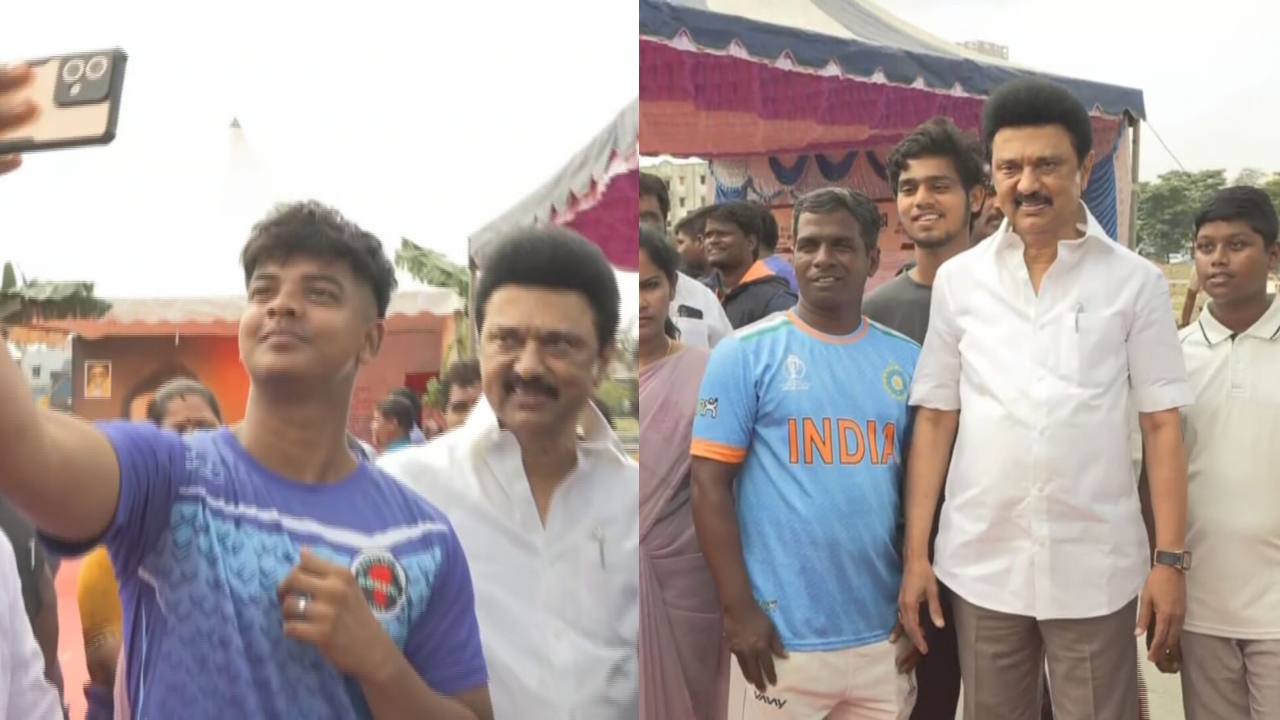 மாணவர்களுடன் செல்பி எடுத்து மகிழ்ந்த முதல்வர் ஸ்டாலின்…. வைரலாகும் புகைப்படங்கள்…!!
