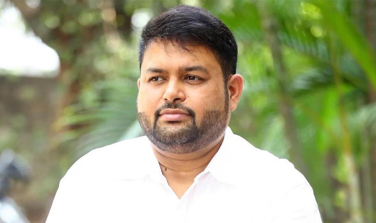 “பெண்கள் அப்படி இருக்க விரும்புறாங்க” யாருமே திருமணம் செஞ்சுக்காதீங்க… இசையமைப்பாளர் தமன் அட்வைஸ்..!!