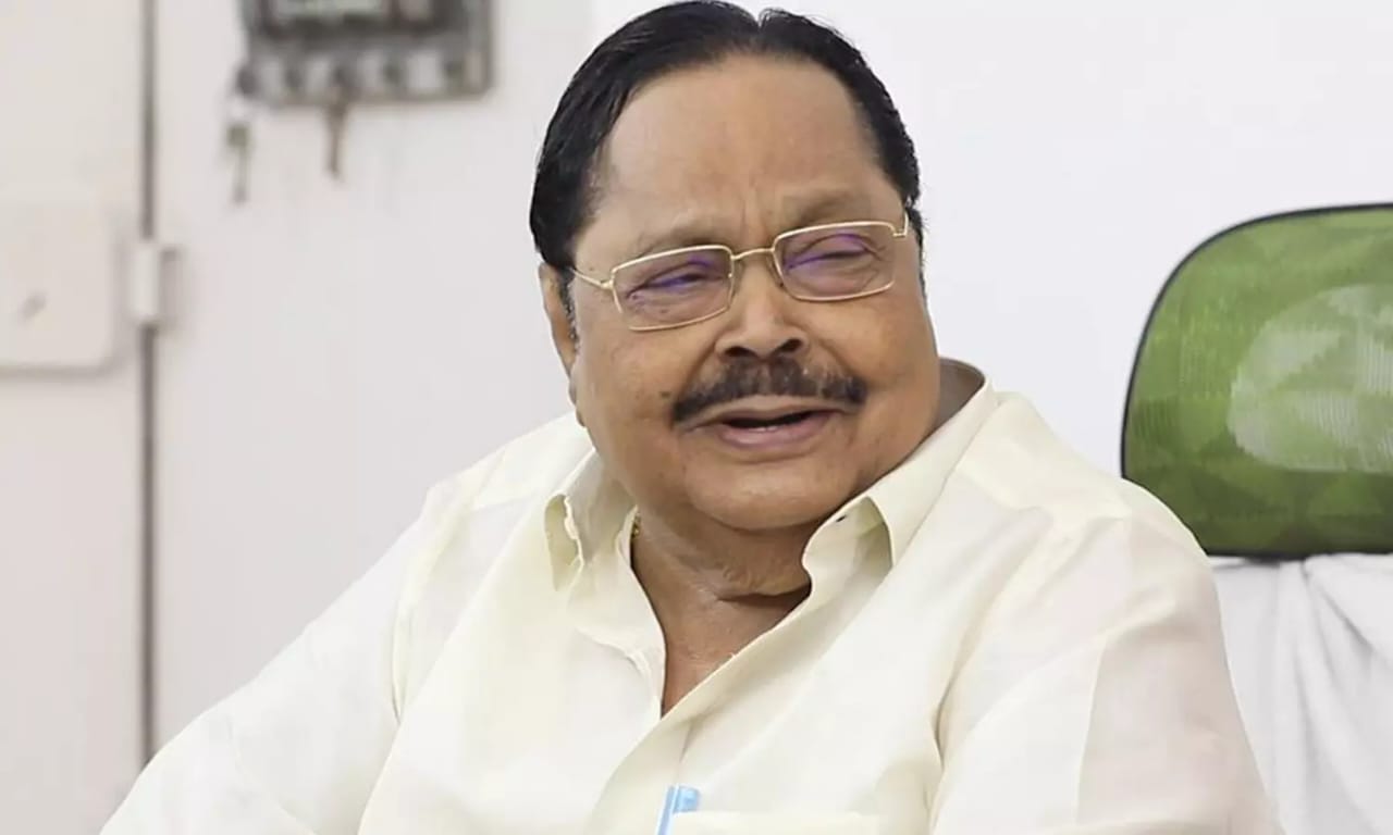 Breaking: அமைச்சர் துரைமுருகன் மருத்துவமனையில் அனுமதி…. அதிர்ச்சியில் திமுக தொண்டர்கள்…!!!
