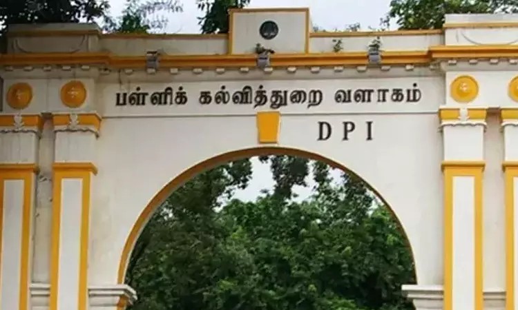 ஆசிரியர்களுக்கு செம செக்…! “255 பேரின் கல்வித்தகுதி ரத்து”..? இனி அந்த எண்ணமே வரக்கூடாது… பள்ளிக்கல்வித்துறை அதிரடி…!!!!
