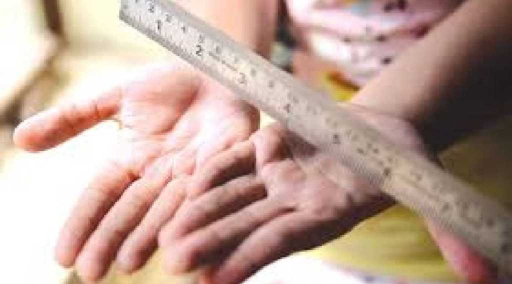 “ஹிந்தியில் கவிதை சொல்ல மாட்டியா”..? 3-ம் வகுப்பு மாணவனை அடித்து மிரட்டிய ஆசிரியை.. சென்னையில் அதிர்ச்சி…!!