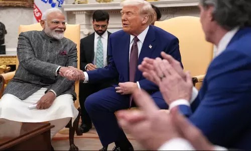 “பிரதமர் மோடி  மிகச்சிறந்த தலைவர்”… இந்தியாவுடன் வர்த்தக ஒப்பந்தம் செய்யபோகிறோம்… டிரம்ப்…!!!