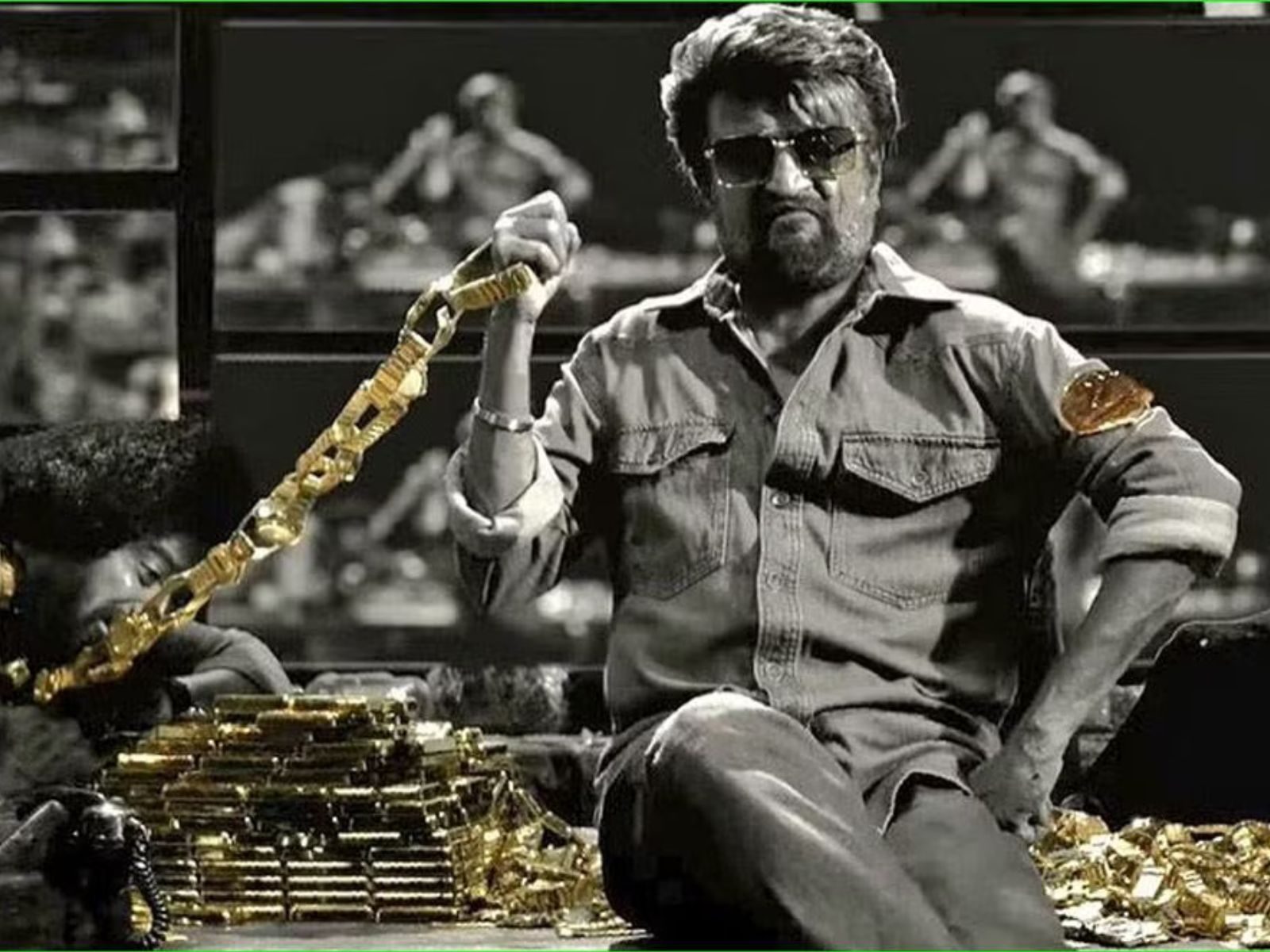 ரஜினியின் கூலி படத்தில் ஒரு பாடலுக்கு குத்தாட்டம் போடும் விஜய் பட நடிகை… குஷியில் ரசிகர்கள்…!!