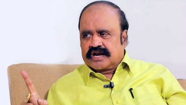 இப்படி ஒரு தீய சக்தியிடம் இரட்டை இலை சின்னம் இருக்கக் கூடாது…. எடப்பாடி பழனிச்சாமியை வஞ்சித்த புகழேந்தி…!!!