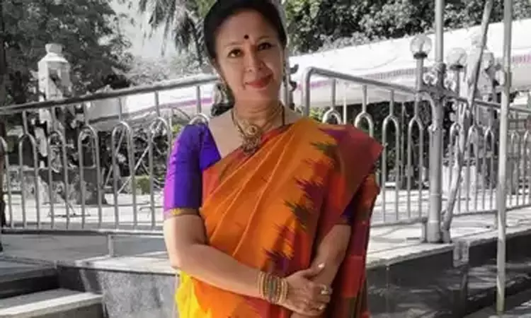 திருப்பதி கோவிலில் பிரபல நடிகையிடம் 1.5 லட்சம் மோசடி…. காவல்நிலையத்தில் பரபரப்பு புகார்…!!
