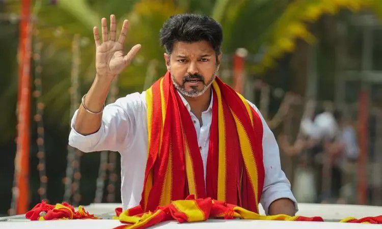 இன்னும் 25 நாட்கள் தான்… முடிவுக்கு வரும் “WFH”… இனி யாராவது இப்படி சொல்லுவீங்க.. கில்லி மாதிரி சொல்லி அடிக்கும் விஜய்… மாஸ்டர் பிளான்…!!!
