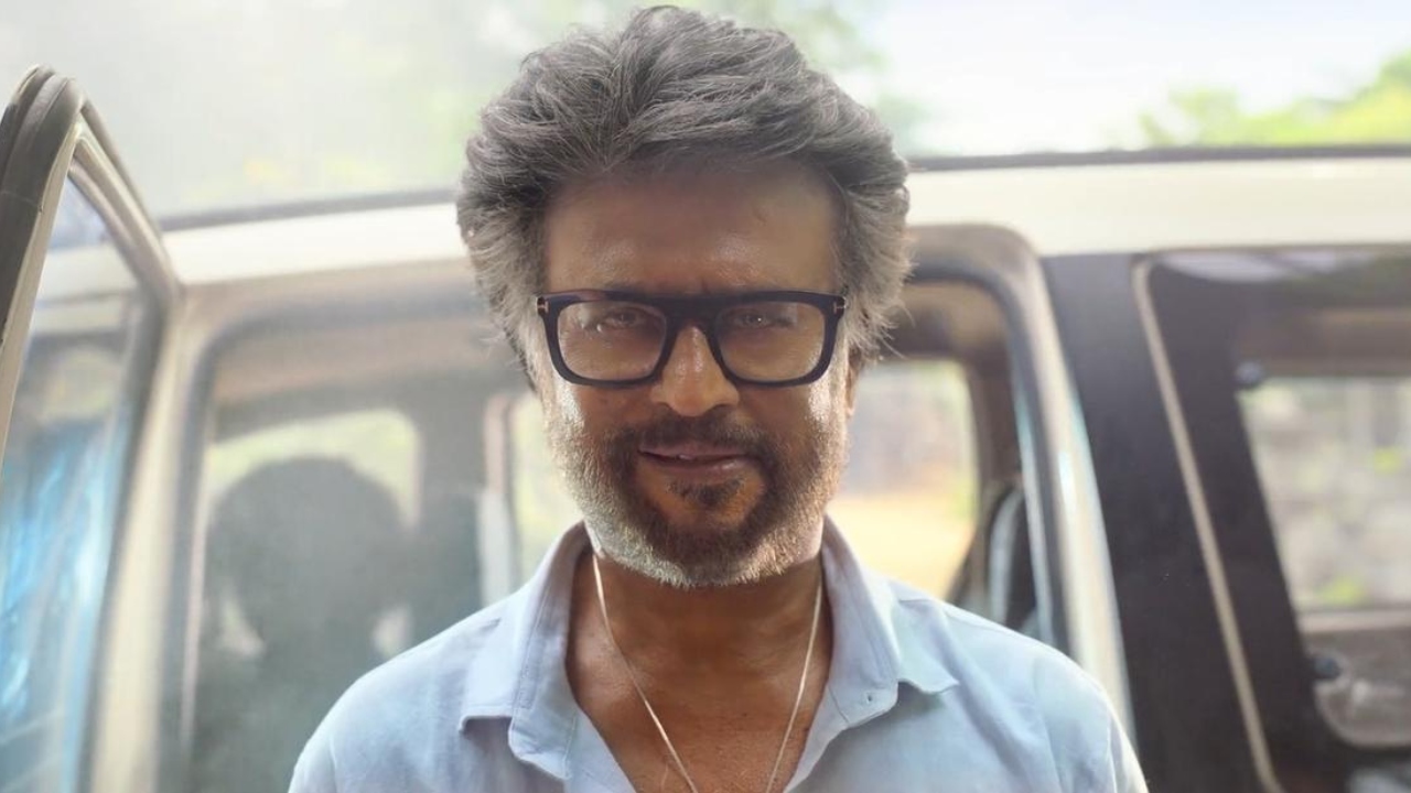 ரஜினிக்கு மனைவி நீங்க தான்….! பிரபல நடிகையை வீடியோ காலில் வர சொல்லி…. கடைசியில் இப்படி ஆகிருச்சே…. உஷார் மக்களே….!!