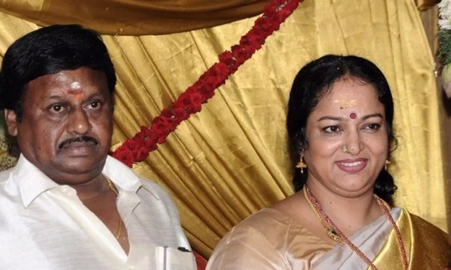 தயவுசெஞ்சி இப்படி இட்டுக்கட்டி பேசாதீங்க… ரொம்ப கஷ்டமா இருக்கு… உங்களுக்கு இதுல என்ன சந்தோஷம்..? நடிகர் ராமராஜன் காட்டம்..!!