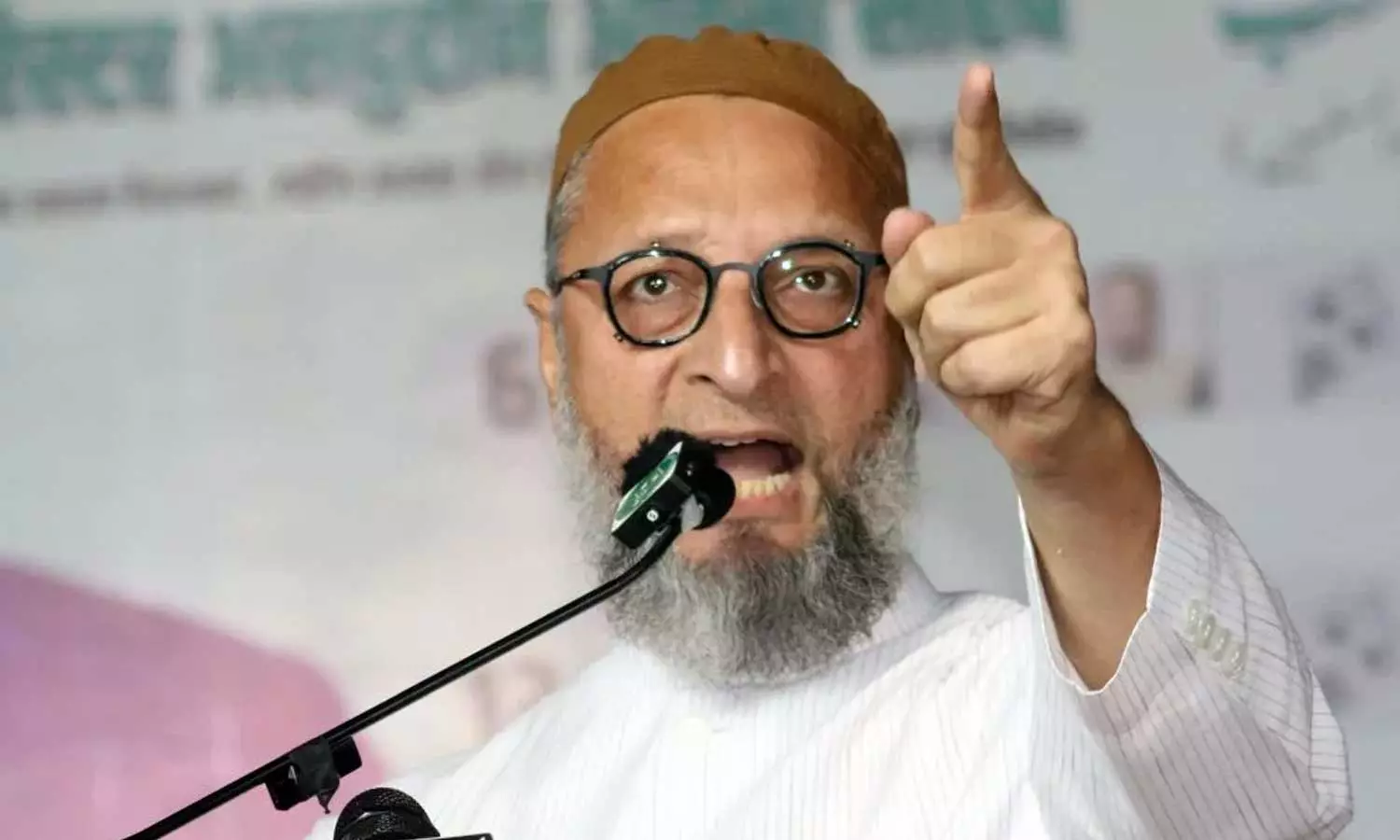 “உள்நாட்டு பிரச்சனையவே அவர்களுக்கு அடக்க முடியல”… பாகிஸ்தானை அந்த பட்டியலில் சேருங்க… ஓவைசி காட்டம்..!!