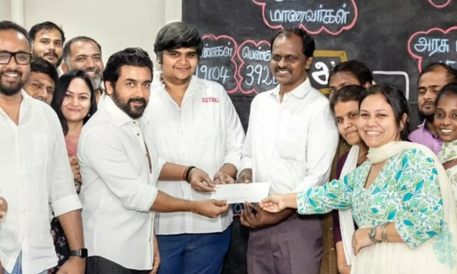 ரெட்ரோ ரூ.104 கோடி வசூல் சாதனை… அகரம் அறக்கட்டளைக்கு லாபத்தை அள்ளிக் கொடுத்த சூர்யா…!!