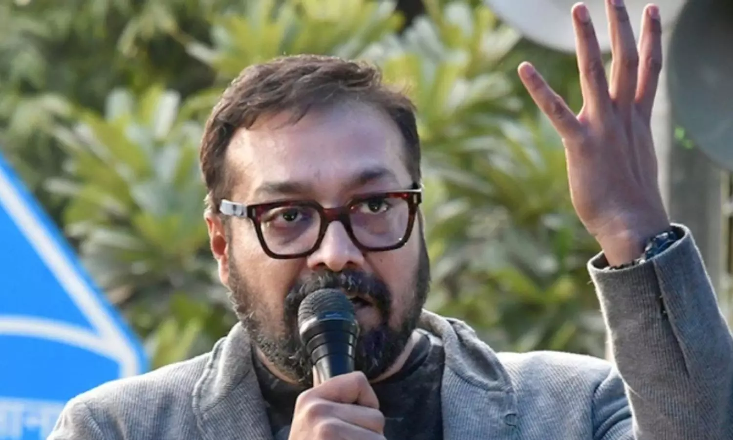 “ஒரு படம் ஹிட்டாச்சின்னா அதே மாதிரி மறுபடியும் எடுக்குறாங்க”… பான் இந்தியா படங்கள் என்பது ஒரு மோசடி. அனுராக் காஷ்யப் ஓபன் டாக்..!!