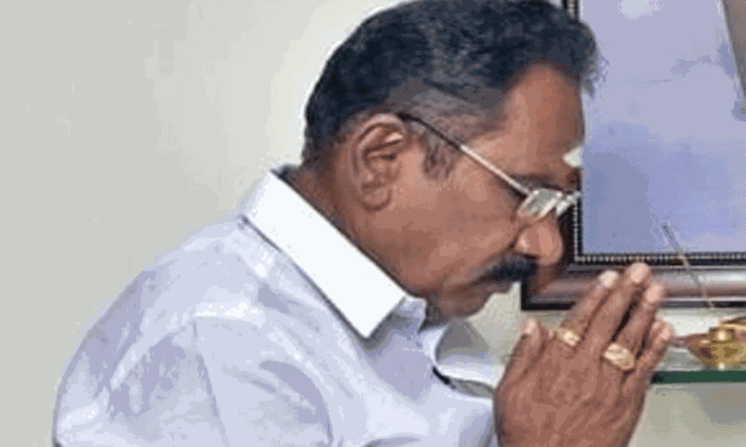 உங்கள் மனம் காயப்பட்டிருந்தால் நான் மன்னிப்பு கேட்டுக்கொள்கிறேன்…‌ செல்லூர் ராஜு வருத்தம்..‌ வைரலாகும் பதிவு…!!!